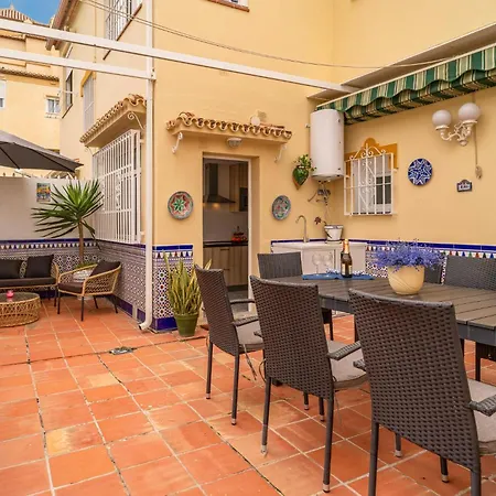 Apartment 3 Bedroom Cozy In Velez Malaga